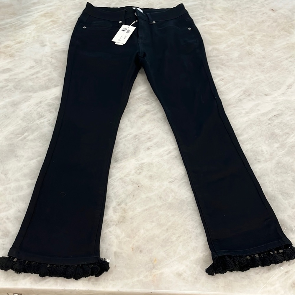 MudPie cropped black jeans.